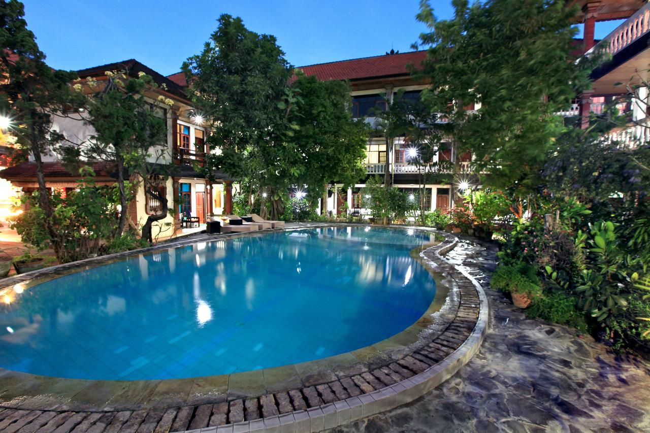 Simpang Inn Hotel Legian Exterior foto